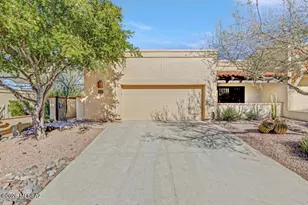 1071 Camino Corrida, Oro Valley, AZ 85704 - Photo 3