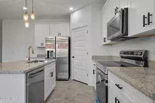 1847 Silver Ct, Rio Rico, AZ 85648 - Photo 3