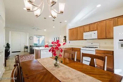 1744 Burning Hill Drive, Green Valley, AZ 85614 - Photo 13