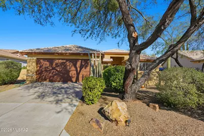 1885 E Cliff Swallow Trail, Green Valley, AZ 85614 - Photo 1
