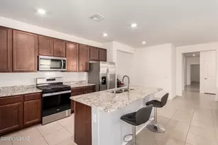 5631 S Ruby Quinn Pl, Tucson, AZ 85757 - Photo 9