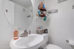 915 N Venice Ave, Tucson, AZ 85711 - Photo 9