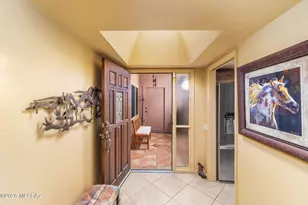 972 W Camino Urbano, Green Valley, AZ 85622 - Photo 11