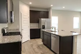 8764 W Red Spike Ice Dr, Marana, AZ 85653 - Photo 9