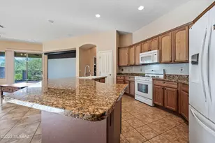 13015 N Bellbird Dr, Oro Valley, AZ 85755 - Photo 13