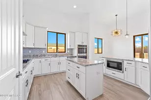 921 N Blue Slate Dr, Vail, AZ 85641 - Photo 19