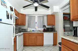 918 E Elm St, Tucson, AZ 85719 - Photo 5