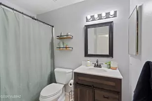 7998 N Siskiyou Dr, Tucson, AZ 85743 - Photo 21