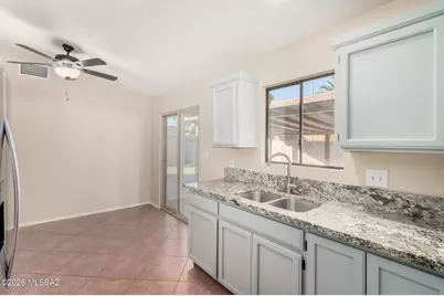 548 S Country Club Road, Tucson, AZ 85716 - Photo 9