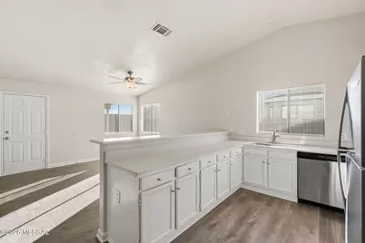 6081 S Birchwood Drive, Tucson, AZ 85746 - Photo 5