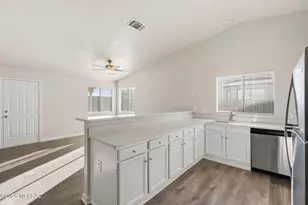 6081 S Birchwood Dr, Tucson, AZ 85746 - Photo 5