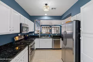 9513 N Twinkling Shadows Way, Tucson, AZ 85743 - Photo 7