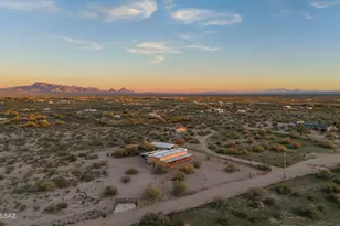 17353 W Manville Rd, Marana, AZ 85653 - Photo 31