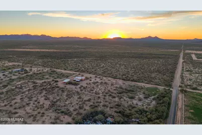 17353 W Manville Road, Marana, AZ 85653 - Photo 27