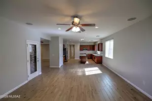 8375 N Ponderosa Pine Pl, Tucson, AZ 85743 - Photo 11