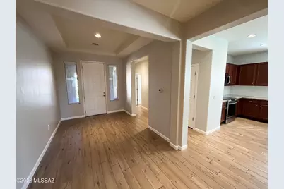 8375 N Ponderosa Pine Place, Tucson, AZ 85743 - Photo 9