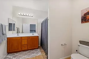 11880 W Fontenelle Dr, Marana, AZ 85653 - Photo 17