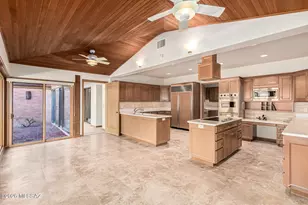 7401 N Cobblestone Rd, Tucson, AZ 85718 - Photo 17