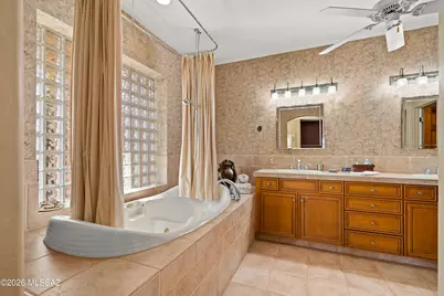 2601 W Ben Hogan Drive, Tucson, AZ 85742 - Photo 21