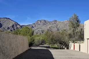 6610 E Circulo Invierno, Tucson, AZ 85750 - Photo 39