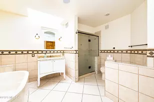 6610 E Circulo Invierno, Tucson, AZ 85750 - Photo 17