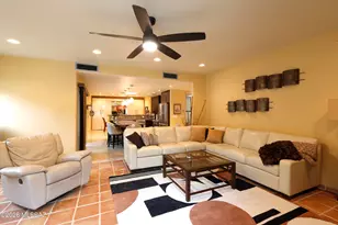 455 W Valoro Dr, Tucson, AZ 85737 - Photo 7