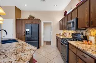 2330 E Montrose Canyon Dr, Oro Valley, AZ 85755 - Photo 15