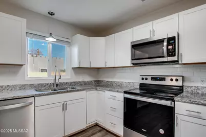 4241 E 5th Street, Tucson, AZ 85711 - Photo 15