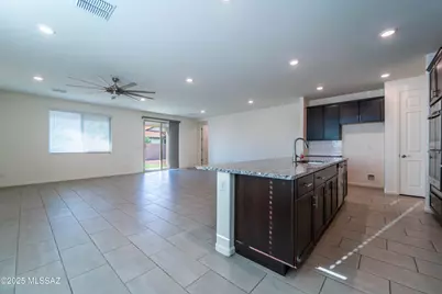3496 W Granite Vista Drive, Tucson, AZ 85742 - Photo 7