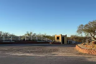 7471 W Lost Diamond Ln, Sahuarita, AZ 85629 - Photo 1