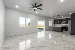 402 Cancun Corte, Rio Rico, AZ 85648 - Photo 7