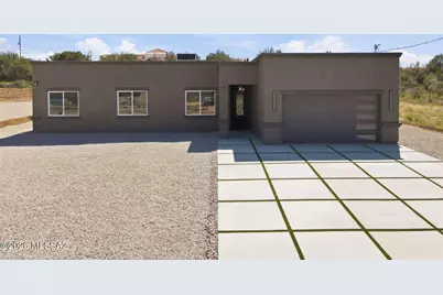 91 Circulo Penjamo, Rio Rico, AZ 85648 - Photo 1