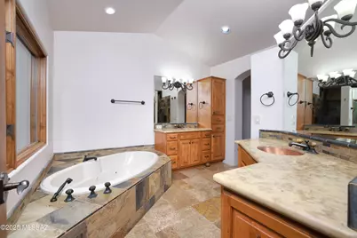 14629 N Granite Peak Place, Oro Valley, AZ 85755 - Photo 21