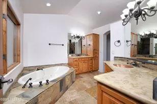 14629 N Granite Peak Pl, Oro Valley, AZ 85755 - Photo 21