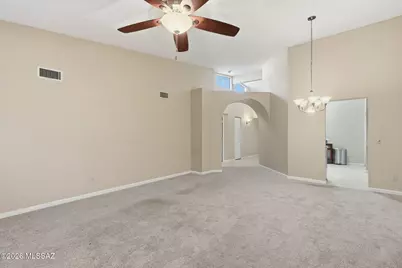 8614 E Pembrook Drive, Tucson, AZ 85715 - Photo 17