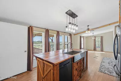 41080 E Crystal Visions Road, Marana, AZ 85658 - Photo 11