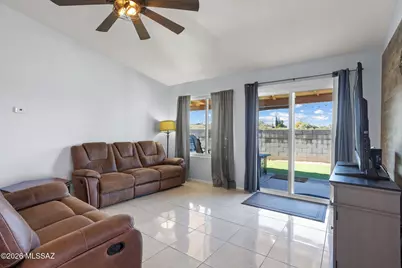 3822 S Desert Lake Drive, Tucson, AZ 85730 - Photo 7