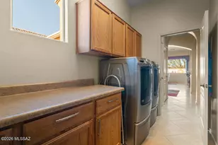 2020 W Cactus Run Dr, Green Valley, AZ 85622 - Photo 15