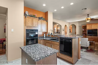2020 W Cactus Run Drive, Green Valley, AZ 85622 - Photo 29
