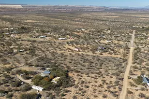 657 W Hawk Way, Amado, AZ 85645 - Photo 3