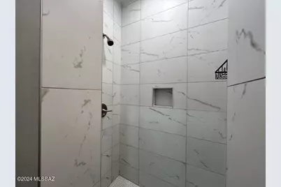 1330 N Tyndall Avenue, Tucson, AZ 85719 - Photo 11