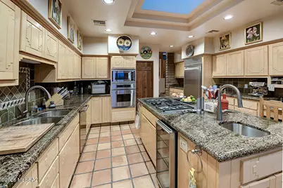 6080 N Paseo Valdear, Tucson, AZ 85750 - Photo 13