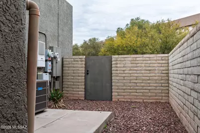 466 E Codd Street, Tucson, AZ 85701 - Photo 33