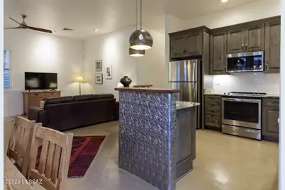 466 E Codd Street, Tucson, AZ 85701 - Photo 11