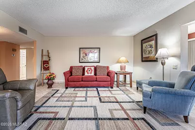 1117 W Camino Sagasta, Green Valley, AZ 85622 - Photo 11