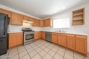 4538 E Lester St, Tucson, AZ 85712 - Photo 5