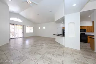 352 S Via De Los Rosales, Tucson, AZ 85711 - Photo 11