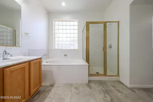 352 S Via De Los Rosales, Tucson, AZ 85711 - Photo 15