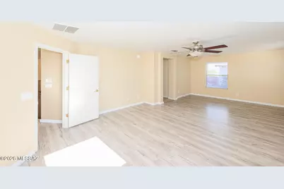 3560 E Silver Buckle Place, Tucson, AZ 85739 - Photo 37