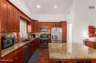 2587 E Dome Ct, Green Valley, AZ 85614 - Photo 11